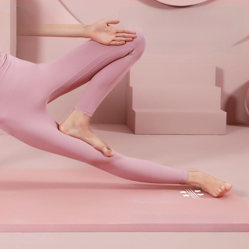 Gyári közvetlen értékesítésű táncszőnyeg csúszásgátló szőnyeg ütéscsillapító gyári otthoni jógaszőnyeg vastagított jógaszőnyeg kiszélesített sport közvetlen értékesítés