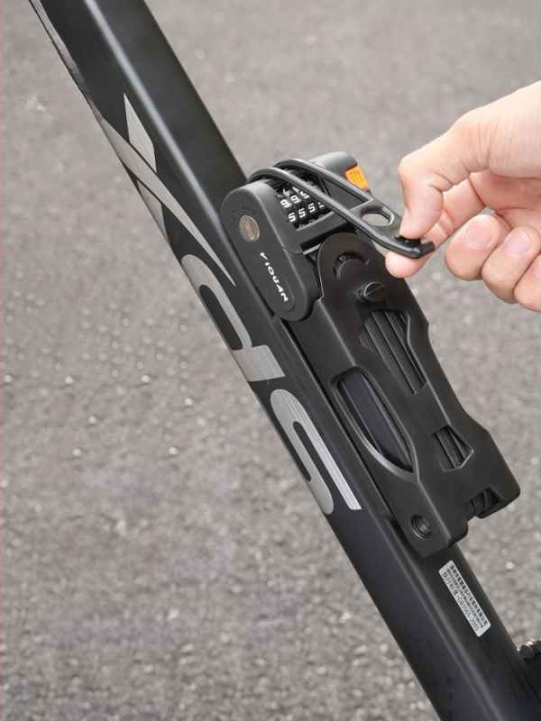 Jalgratta vargusvastane kokkupandav lukk Mägiratta veekindel roostevastane legeerterasest neljakohaline koodlukk Maanteeratta sõiduvarustus