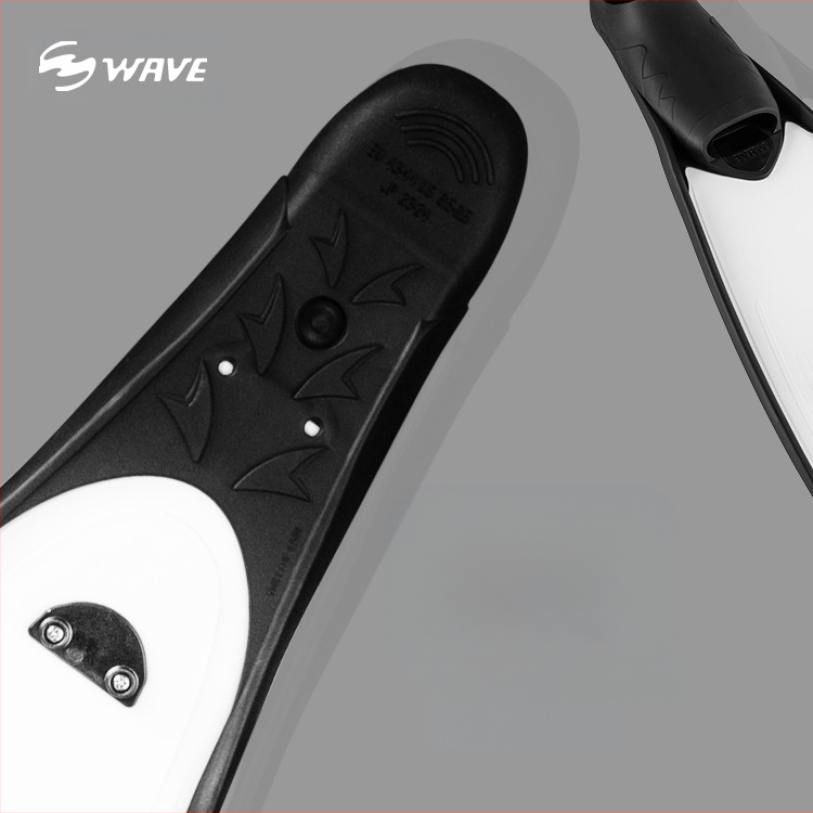 Vyrų ir moterų nardymo su vamzdeliu plaukmenys laisvajam nardymui PP plaukmenys žvejybai ir medžioklei Ilgi plaukmenys Patogūs, lankstūs ir lengvi, ilgi plaukimo plaukmenys