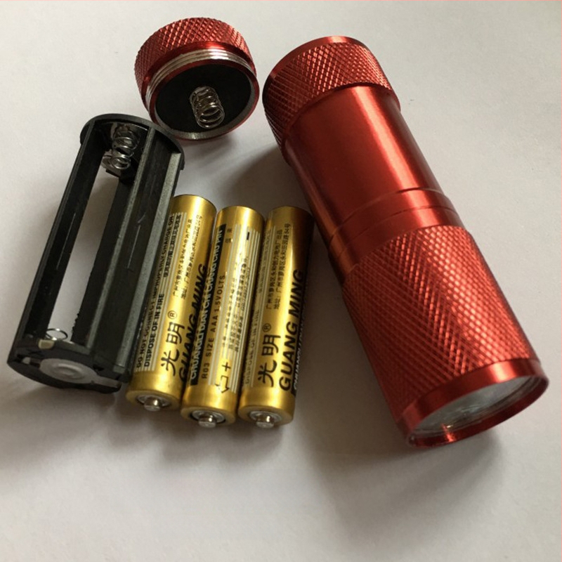 Határokon átnyúló gyártók közvetlenül szállítanak 9LED-es lila zseblámpát UV ultraibolya alumíniumötvözetből készült pénzdetektor fénycsöves világító lámpát