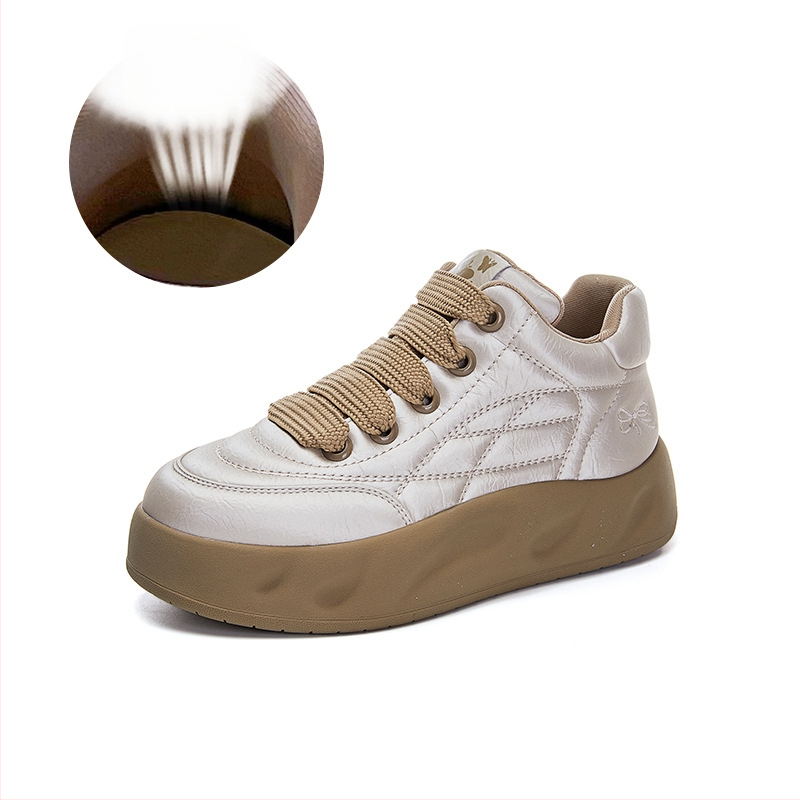 Λευκά παπούτσια από γνήσιο δέρμα για γυναίκες Άνοιξη 2025 Νέα γυναικεία αθλητικά παπούτσια με χοντρή σόλα και ψηλόμεσο σχέδιο, μοντέρνα, ευέλικτα παπούτσια Bread Shoes.