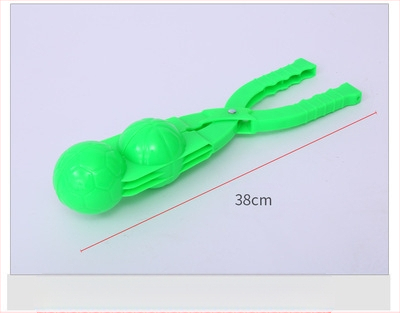 Sniego gniūžčių segtukas, žaidžiantis smėlyje ir vandenyje, vaikų žiemos lauko žaislai, kūdikis žaidžia sniege, segtukas, interaktyvus sniego gniūžčių kovos įrankis