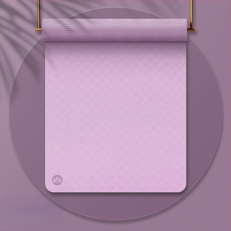 Tüdrukutele mõeldud jooga tpe joogamati ilu libisemiskindla heliisolatsiooniga löökide neeldumise vaigistamiseks mõeldud koduse hüppe joogamatt