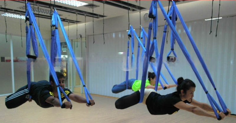 Az Amazon európai és amerikai felfújható függőágyakat és jóga függőágyakat exportál az AliExpressre