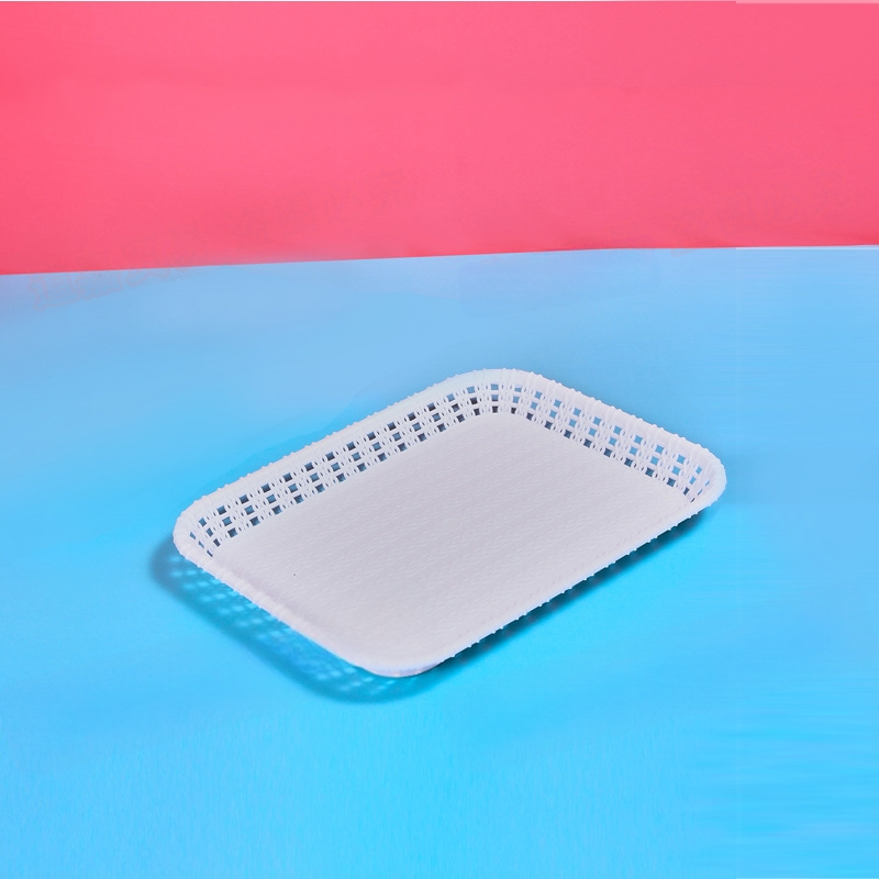 Euroopa stiilis plastmassist mitmekihiline puuviljataldrik, elutoa kohvilaud, kommitaldrik, esiküljel olev koogirest, kolmekihiline magustoidulaua kaunistused