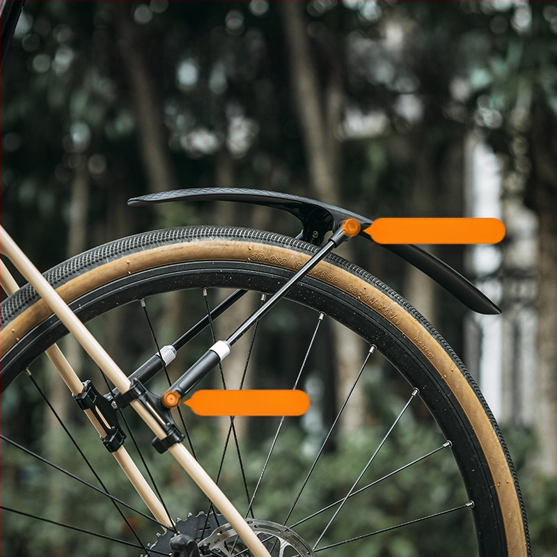 Locke Brothersi maanteeratta porilauad, kiirelt lahtivõetavad, 700C mudaplaadid, mudavihma eemaldamise laud