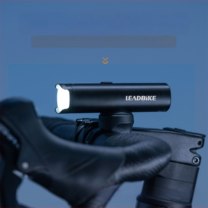 Dojem Cyklistika Nový produkt Hliníková zliatina Cestný horský bicykel Predné svetlo 1500 lúmenov Vysokojasné svietidlo môže byť hore nohami