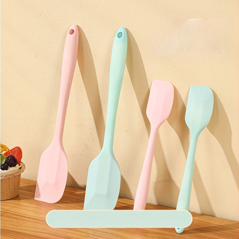 Gamykloje sandėlyje esantis silikoninis grandiklis, silikoninis, aukštai temperatūrai atsparus torto kremo mentelės grandiklis, integruotas buitinis kepimo įrankis