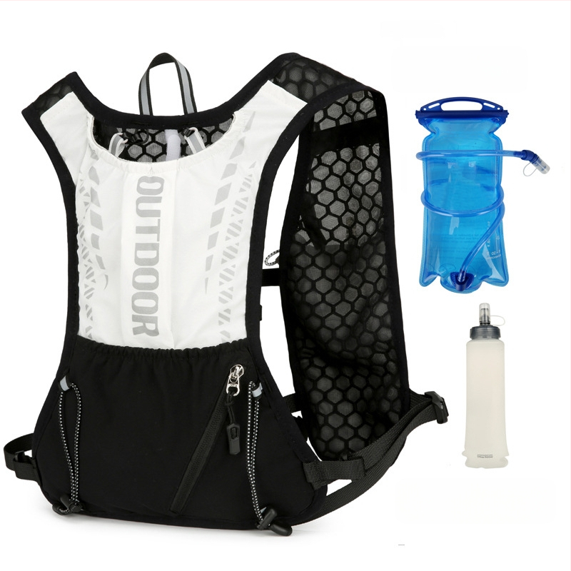 Välisportidele mõeldud veekott Matkamine Jooksmine Ratsutamine Seljakott Murdmaasuusatamine Mägironimine Seljakott Piiriülene veekottide pakett