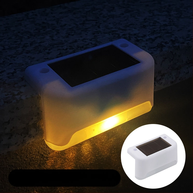 Napelemes kültéri kerti lámpa otthoni kerti elrendezés vízálló lépcsőlámpa kerítés korlát világítás dekoratív lámpa