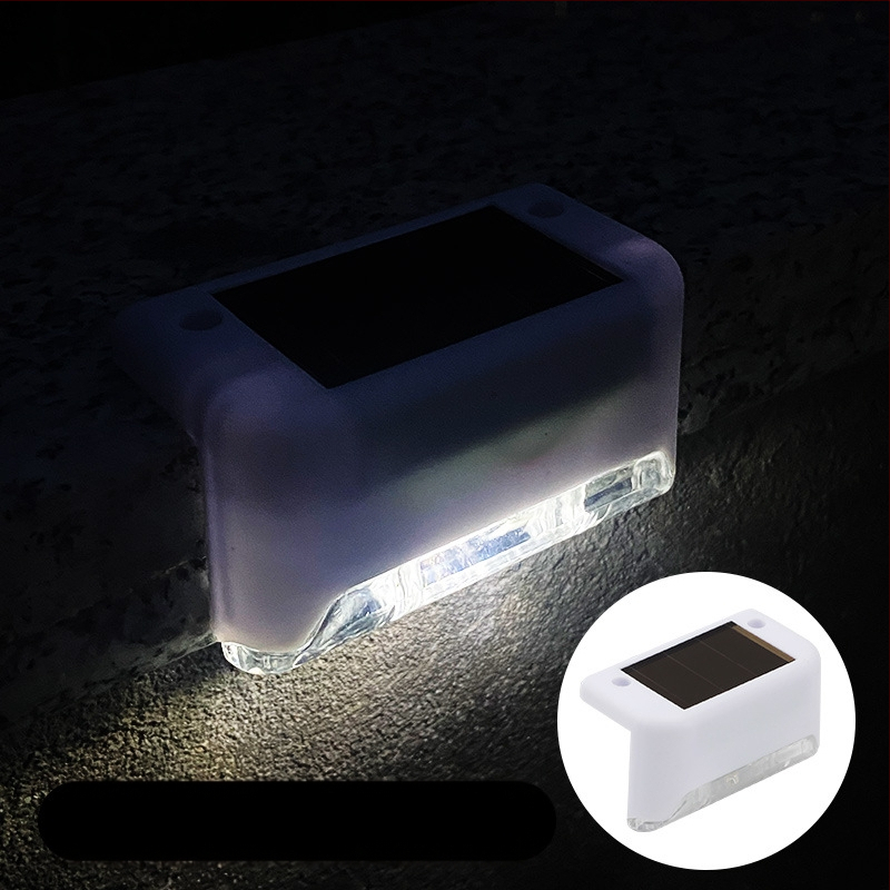 Napelemes kültéri kerti lámpa otthoni kerti elrendezés vízálló lépcsőlámpa kerítés korlát világítás dekoratív lámpa