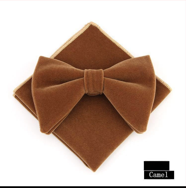 Lehma sarvest kikilips kuldne sametkangast kikilips tekstuuridega elegantne mood pulm peigmees lehma sarvest laia kujuga lips