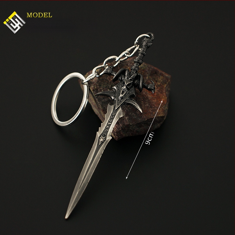 Lich King periferinis mini ginklo pakabukas, šerkšno liūdesio, avies galvos, kardo, lydinio rankinis žaislinis raktų pakabukas, 9 cm