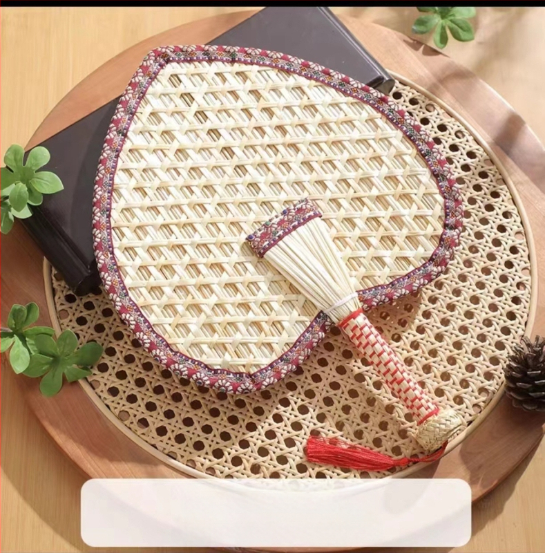 raktáron nagykereskedelmi nyári otthon kézzel készített búzaszalma ventilátor szúnyogriasztó hűvös mintás szegélyezés búzaszalma ventilátor kézi ventilátor