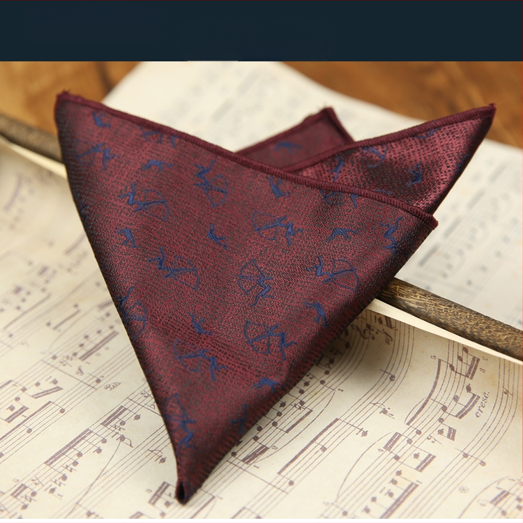 Kišeninis rankšluostis, vyriškas dalykinis kostiumas, dryžuotas, žalias, vyno raudonas, vestuvių šeimininko susitikimo rankšluostis, mažas kvadratinis, šalikas, krūtinės rankšluostis