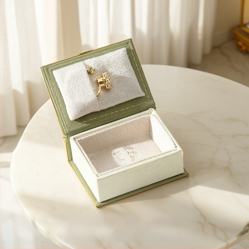 Apverčiama retro žiedų dėžutė, magnetinė maža papuošalų dėžutė, kūrybinė knygos pakabukas, ausų nagų dėžutė, papuošalų pakavimo popierinė dėžutė