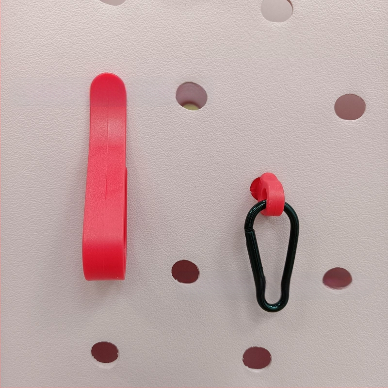 „Amazon“ populiarūs „Bog Accessories“ trijų dalių kabliukų komplektas su karabinu, grybo formos sagtimi, sagties skylute, krepšio aksesuarai, pakabukas