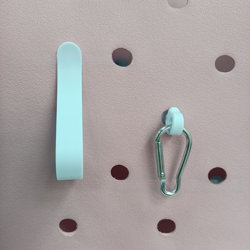 „Amazon“ populiarūs „Bog Accessories“ trijų dalių kabliukų komplektas su karabinu, grybo formos sagtimi, sagties skylute, krepšio aksesuarai, pakabukas