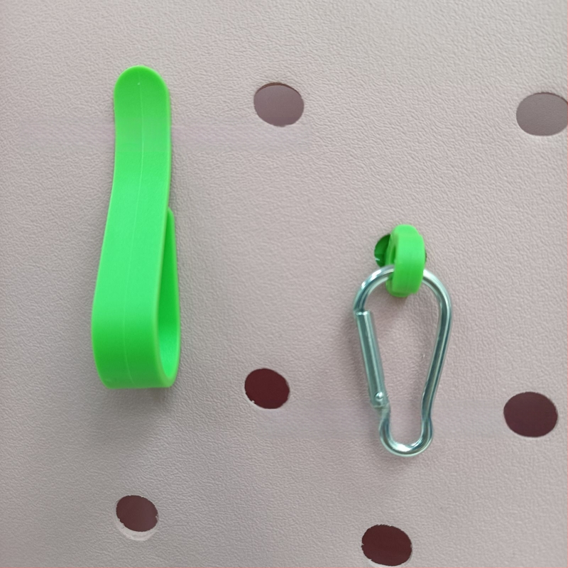 „Amazon“ populiarūs „Bog Accessories“ trijų dalių kabliukų komplektas su karabinu, grybo formos sagtimi, sagties skylute, krepšio aksesuarai, pakabukas