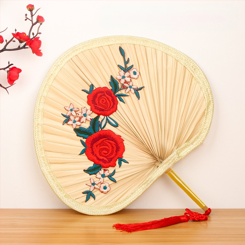 Ventiliatorius Big Cattail Ventiliatorius Bananų Ventiliatorius Jigong Ventiliatorius Saulėgrąžos Ventiliatorius Senas Vyras Seno stiliaus Katėgas Rankų darbo ventiliatorius Piešimas Ventiliatorius Rudas Lapas Grilis Ventiliatorius