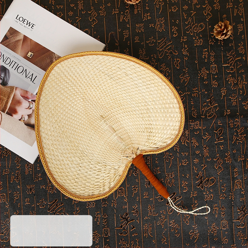 Ventiliatorius Big Cattail Ventiliatorius Bananų Ventiliatorius Jigong Ventiliatorius Saulėgrąžos Ventiliatorius Senas Vyras Seno stiliaus Katėgas Rankų darbo ventiliatorius Piešimas Ventiliatorius Rudas Lapas Grilis Ventiliatorius