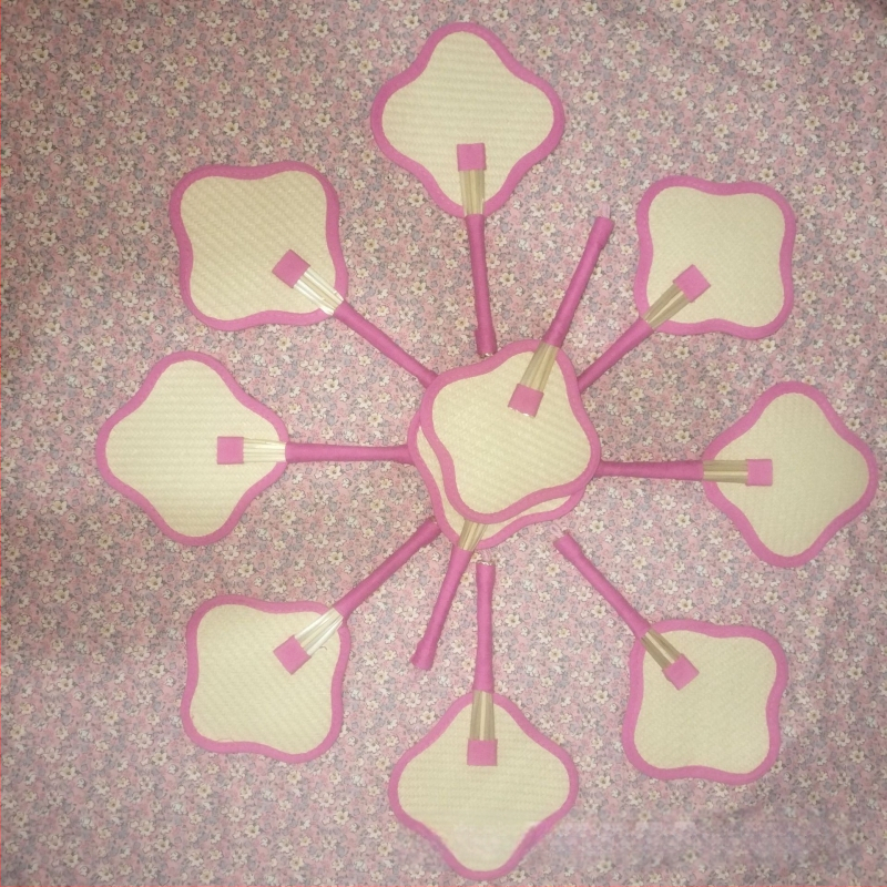 Dopamino vėduoklės stiliaus mergaitės širdis maža raudona knygelė to paties stiliaus vasarinė šiaudinė vėduoklė kviečių stiebas nešiojamas rankomis sukamas vėduoklė mielas