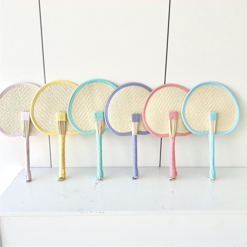 Dopamino vėduoklės stiliaus mergaitės širdis maža raudona knygelė to paties stiliaus vasarinė šiaudinė vėduoklė kviečių stiebas nešiojamas rankomis sukamas vėduoklė mielas