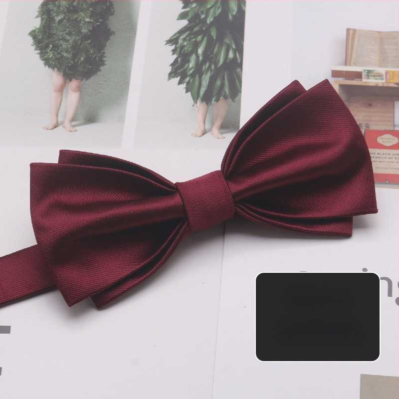 Kasdienis madingas profesionalus kostiumas, peteliškė, vyriška dalykinė suknelė, vestuvinė pokylių suknelė, pabrolys, džentelmeno peteliškė