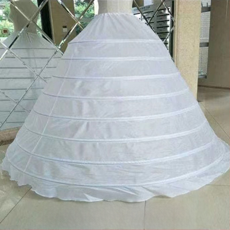 Сватбена рокля с голям балдахин на едро с 6 стоманени пръстена, подплата на полата с изключително голяма форма