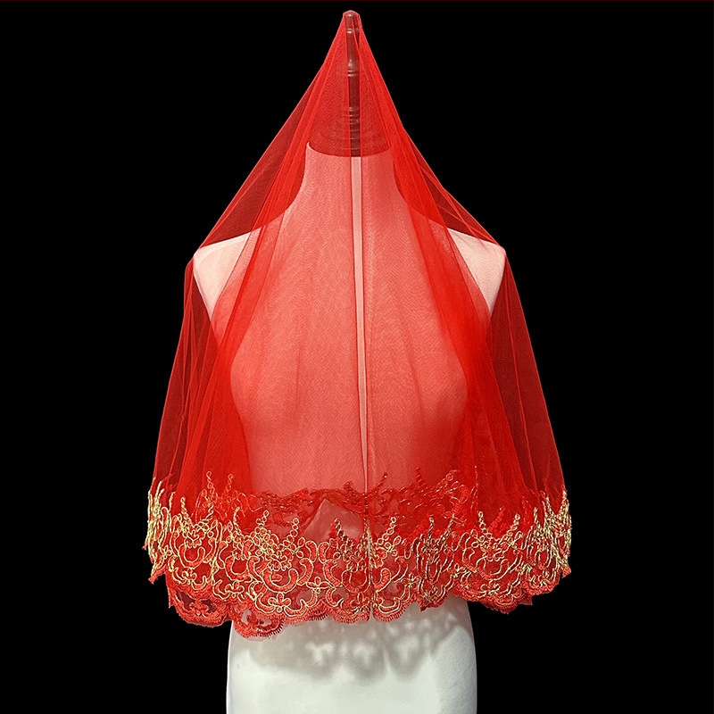 Nauja atvykusi raudonplaukė nuotakos ir vestuvinė suknelė „Xiuhe“ su raudonplauke kiniško stiliaus retro stiliaus trumpa nėriniuota foto siūlų nuotraukoms