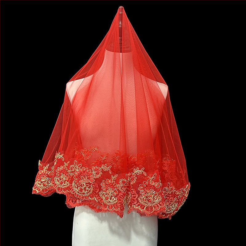 Nauja atvykusi raudonplaukė nuotakos ir vestuvinė suknelė „Xiuhe“ su raudonplauke kiniško stiliaus retro stiliaus trumpa nėriniuota foto siūlų nuotraukoms