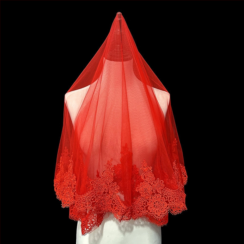 Nauja atvykusi raudonplaukė nuotakos ir vestuvinė suknelė „Xiuhe“ su raudonplauke kiniško stiliaus retro stiliaus trumpa nėriniuota foto siūlų nuotraukoms