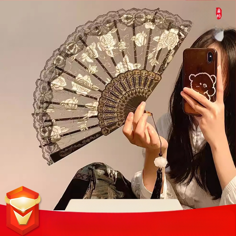 Nauja sulankstoma vėduoklė Nauja kiniško stiliaus nėriniuota rožių vėduoklė Moteriška vasarinė sulankstoma vėduoklė, šokanti antikvarinio stiliaus sulankstoma nacionalinio stiliaus arklio veido suknelė