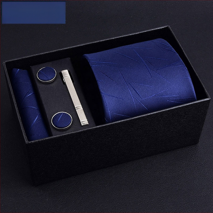 Poklon kutija] Muška kravata, kvadratni šal, manžete, kopča za kravatu, odijelo od pet dijelova, logo, formalno poslovno, plave pruge