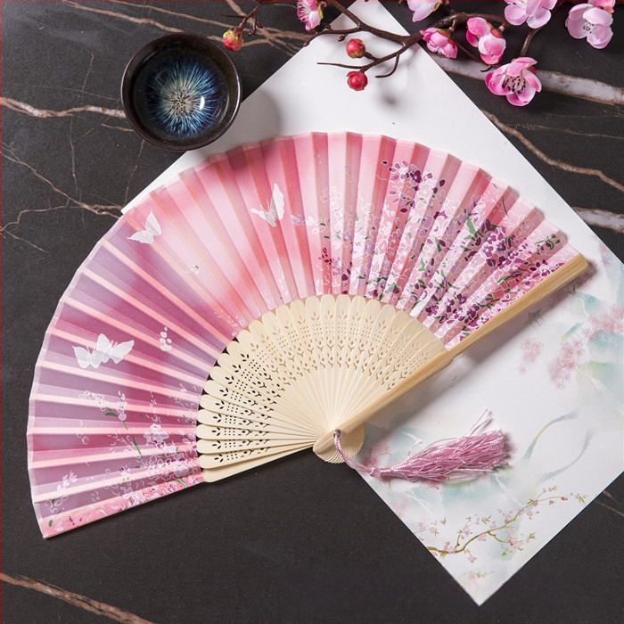 Sklopivi ventilator Hanfu ženske kostime drevnog stila ljetni retro bambusov ventilator kineski stil nacionalni modni sklopivi prijenosni ventilator