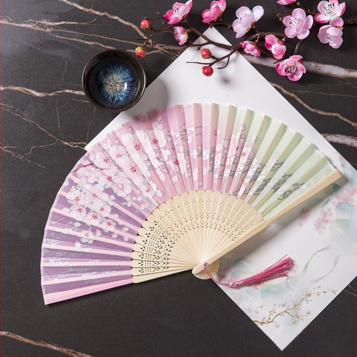 Sklopivi ventilator Hanfu ženske kostime drevnog stila ljetni retro bambusov ventilator kineski stil nacionalni modni sklopivi prijenosni ventilator