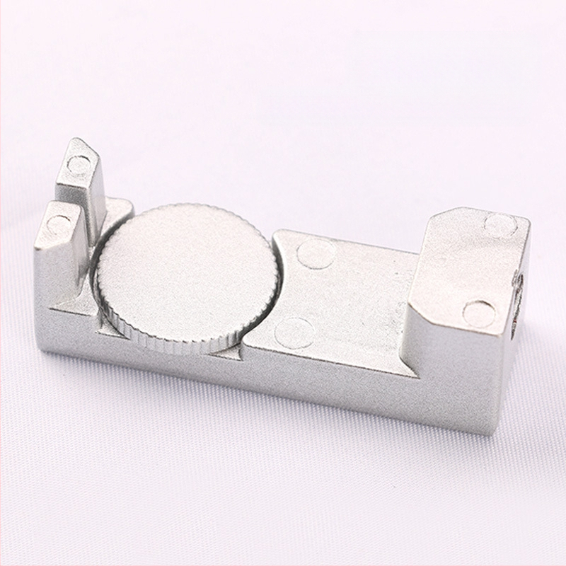 Kellade remonditööriistad Metal 2068 Kellade reguleerija reguleerimine ja lahtivõtmine Kella terasest rihma pikkus Multifunktsionaalne metallrihma eemaldaja