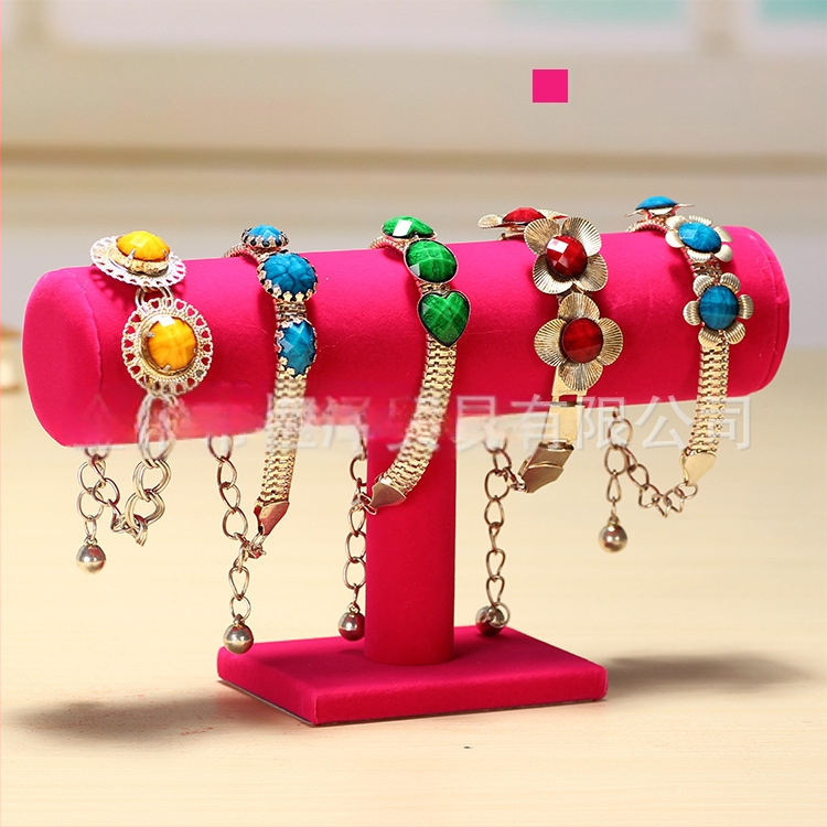 Käevõru riiul Kellariiul Käevõru hoidik Vitriinklamber Ehtepood Ehete leti hoiustamise rekvisiidid