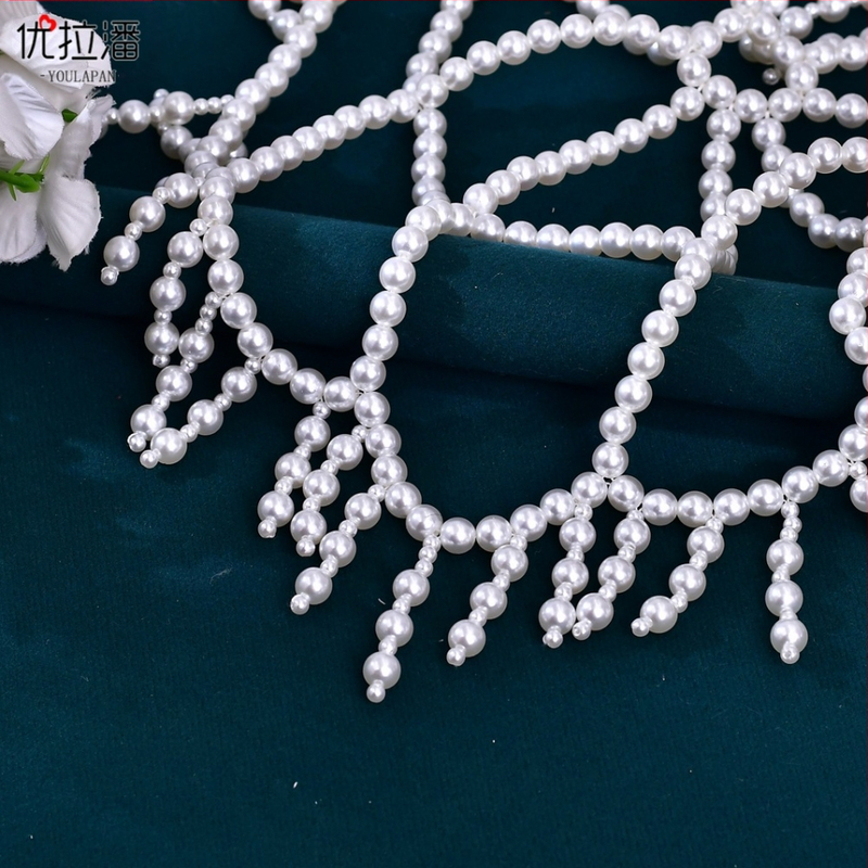 Eulapan SA31 európai és amerikai hajformázó krémfehér gyöngyös üreges bojtos fejpánt kézzel készített kalap fejdísz