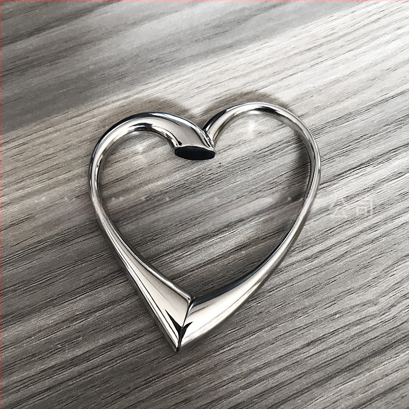 Cinkötvözetből készült, csúcskategóriás fém, szív alakú táskacsat, forgatható, összecsukható, kézitáska-akasztó eszköz, táska-akasztó
