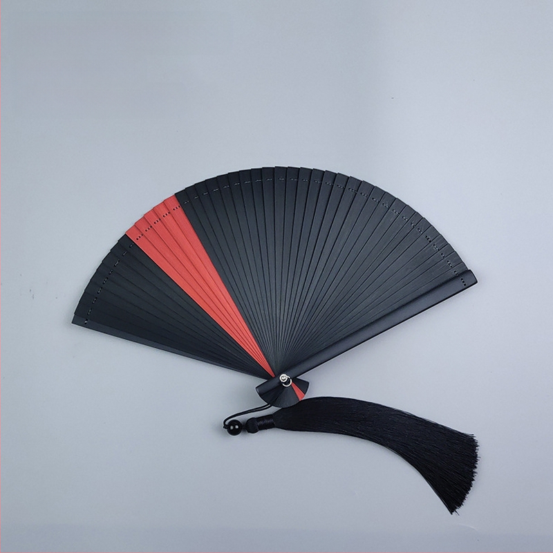 Teljes bambusz összecsukható ventilátor üreges összecsukható mini ventilátor 5 hüvelykes 6 hüvelykes hordozható kínai stílusú antik piros és fekete klasszikus táncventilátor