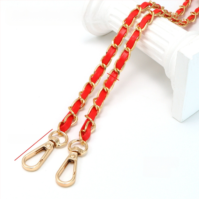 Nauja aliuminio grandinėlės odinė rankinė su metaline virvele, „Chanel“ stiliaus rankinė per petį, PU odos grandinėlė per petį.