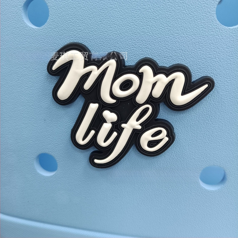 Accesorii populare transfrontaliere pentru plajă, geantă cu gaură de flori, accesorii decorative drăguțe, geantă cu gaură de plajă, cataramă de geantă cu pandantiv