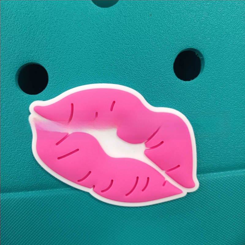 Accesorii populare transfrontaliere pentru plajă, geantă cu gaură de flori, accesorii decorative drăguțe, geantă cu gaură de plajă, cataramă de geantă cu pandantiv