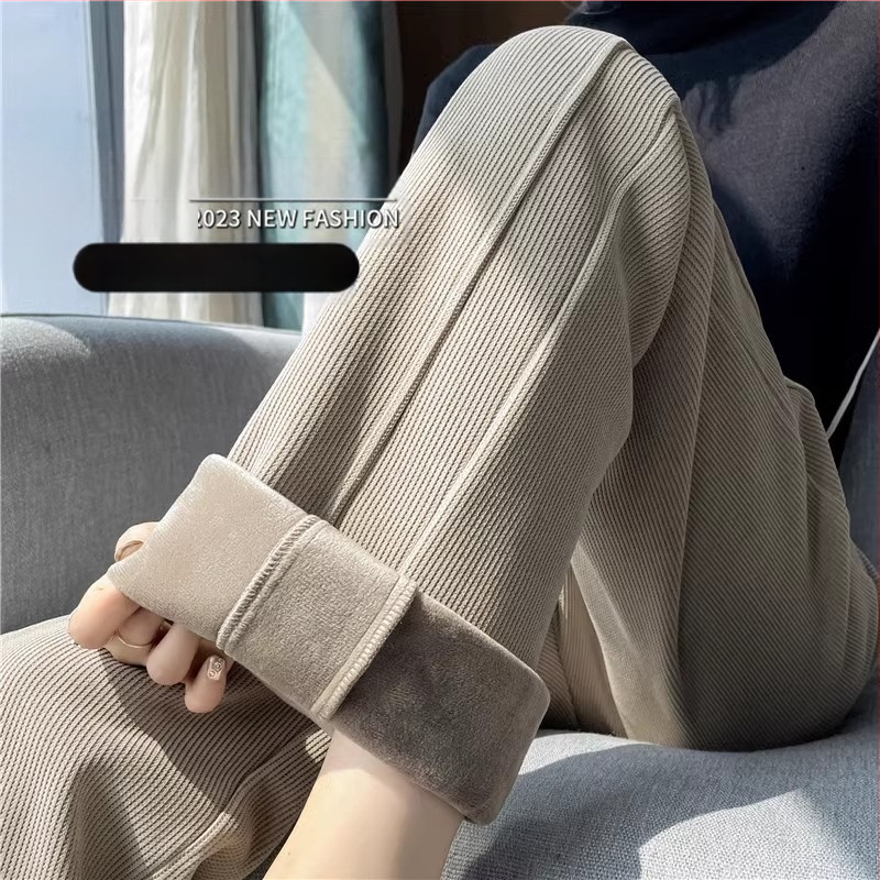 Bő szárú kordbársony nadrág ősszel és télen Új, polár bélésű, vastag, laza pamut nadrág Magas derekú, drapézott, lezser, egyenes szárú nadrág Női őszi és téli