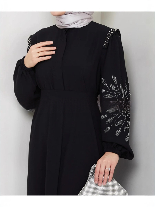 Európai és amerikai, határokon átnyúló, új stílusú, arab és közel-keleti, népszerű muszlim elegáns, hosszú ujjú, elegáns ruha strasszos gyöngyökkel