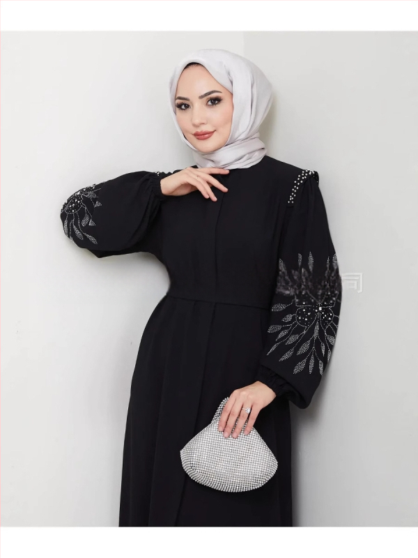 Európai és amerikai, határokon átnyúló, új stílusú, arab és közel-keleti, népszerű muszlim elegáns, hosszú ujjú, elegáns ruha strasszos gyöngyökkel