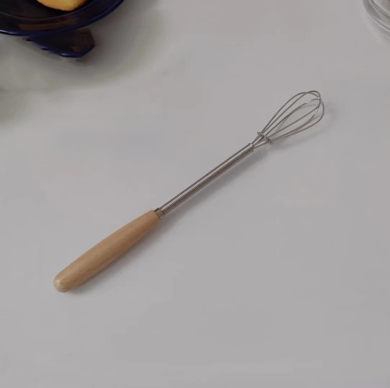 Virtuvės buko buitinis maišytuvas Mini rankinis pyrago pieno plaktuvas Grietinėlės maišymo strypas Nerūdijančio plieno kiaušinių plaktuvas