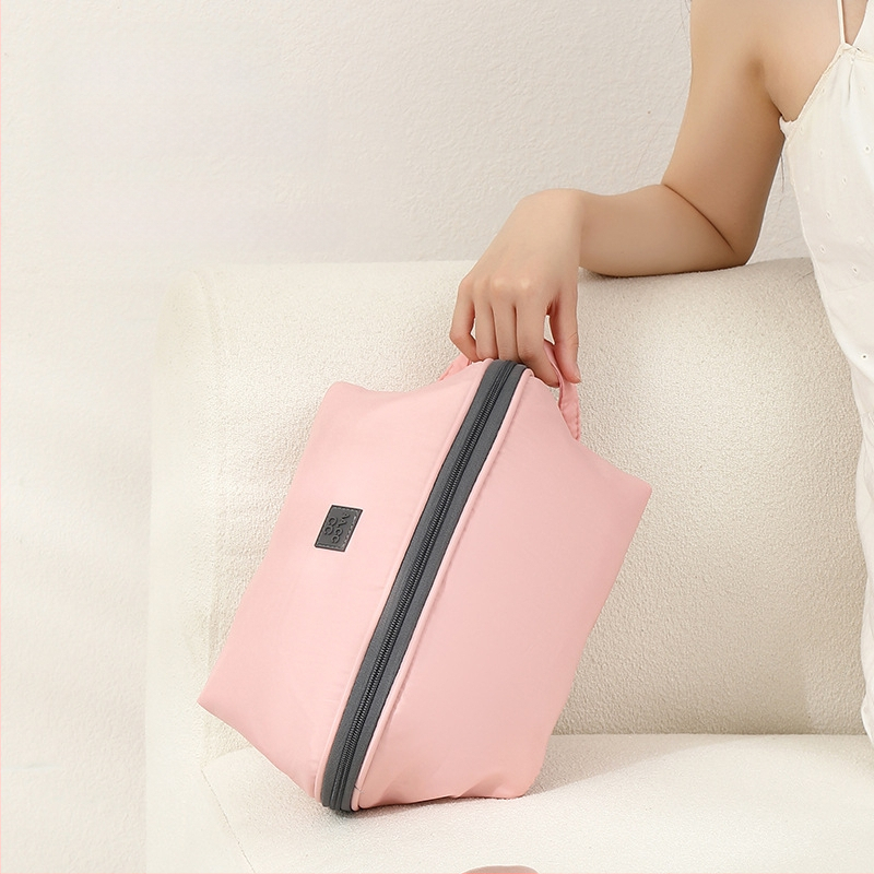 Kaasaskantav veekindel reisiklambriga aluspesu korraldaja kott suure mahutavusega multifunktsionaalne pestav hoiukott