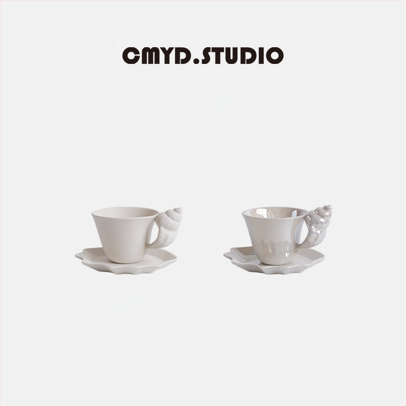 „Conch Cup“ 1 vnt. kūrybingas matinis keraminis kavos puodelis ir lėkštutė su retro reljefiniu „shell“ ženklu poros puodelio dovana